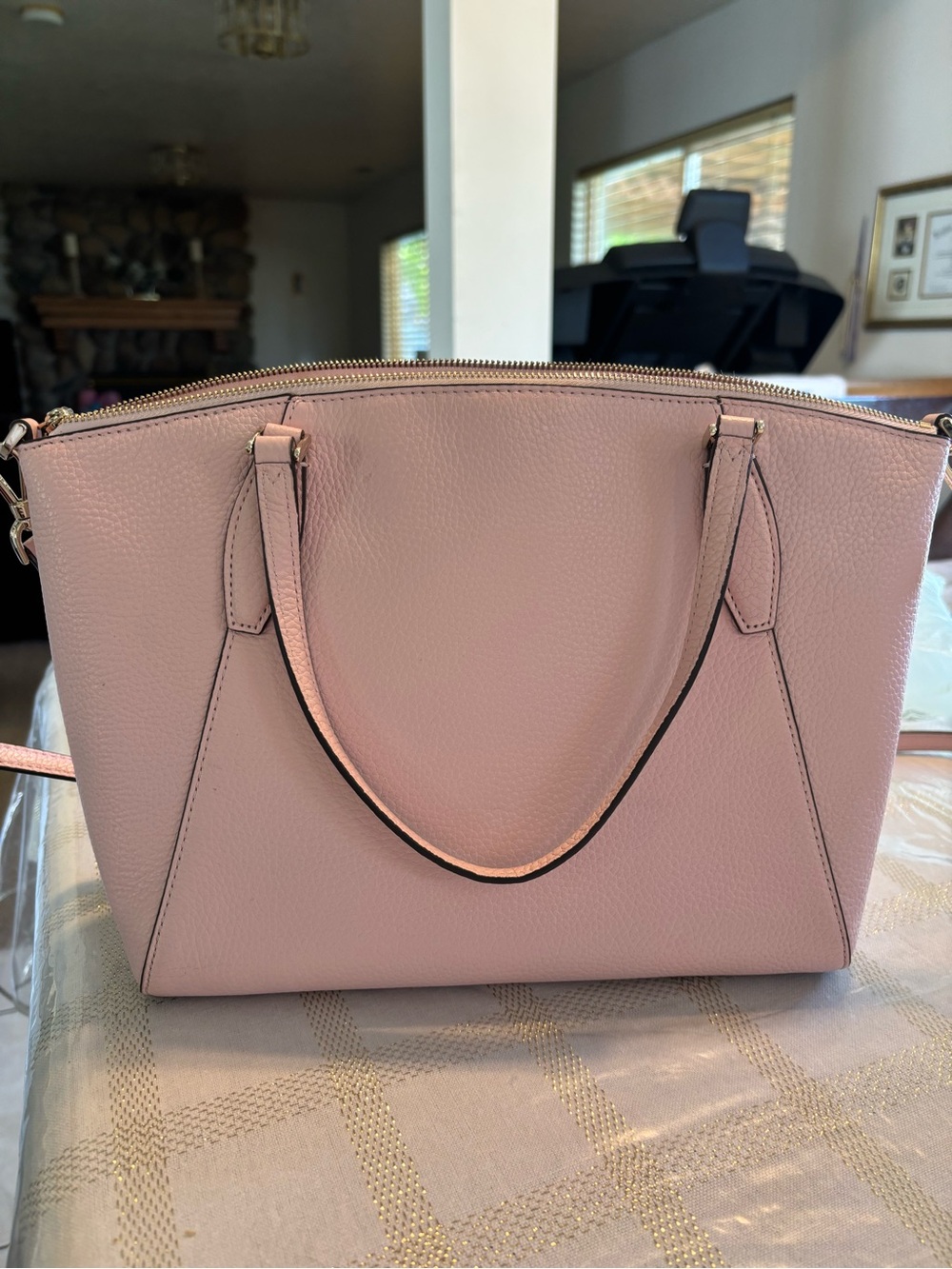 Kate Spade Monica Satchel in light pink - Picture 2 of 5